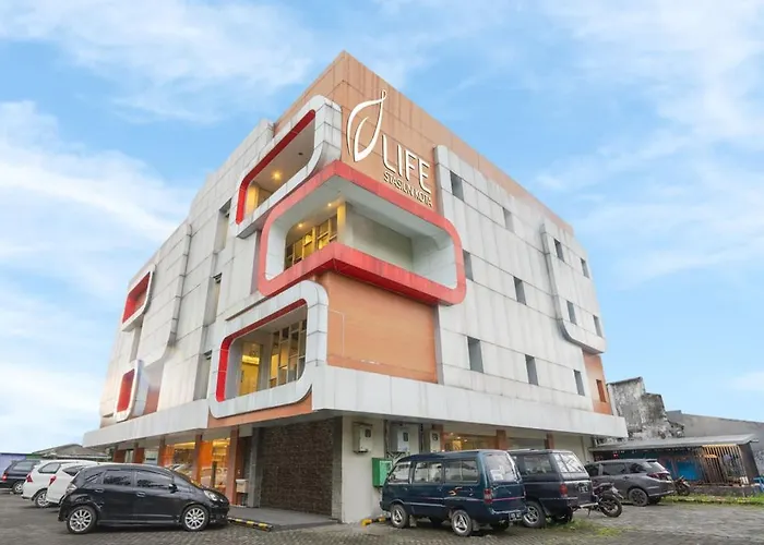 Life Hotel Stasiun Kota Surabaya